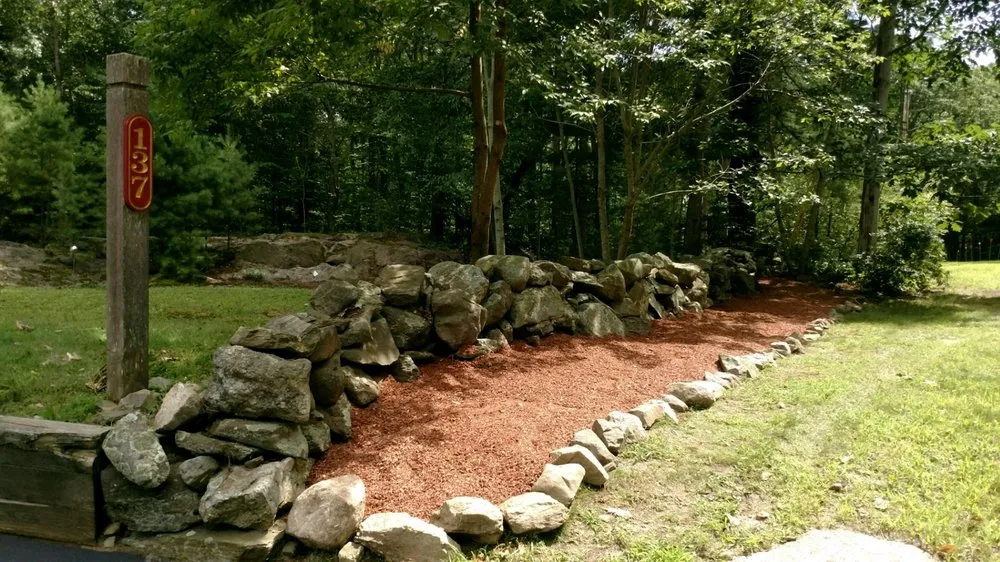 Professional yard maintenance in Portsmouth, NH - Elwyn Park Landscaping