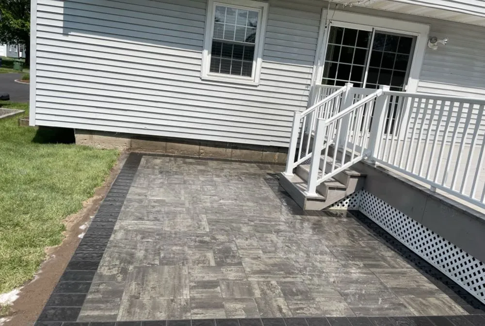 Top-rated garden landscaping with custom design across Windsor, CT - Elyon Construction and Stoneworks