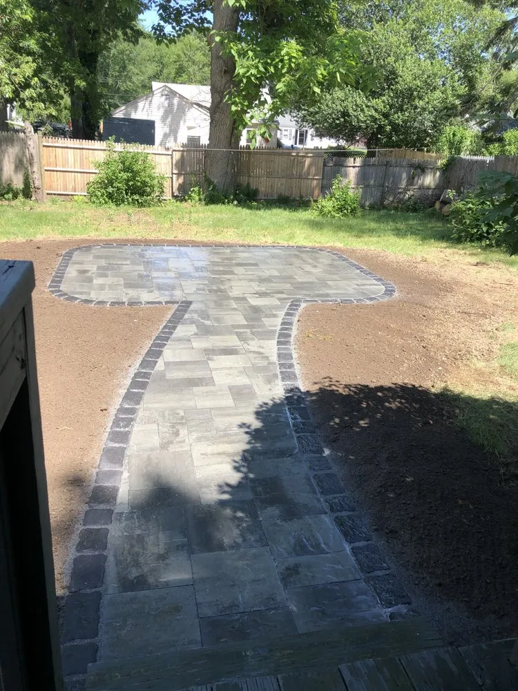 Top-rated landscaping services for beautiful yards across Windsor, CT - Elyon Construction and Stoneworks