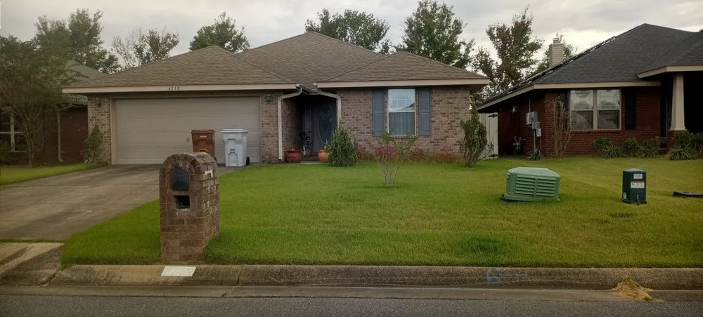 Expert yard maintenance in Milton, FL - Elysium Landscape