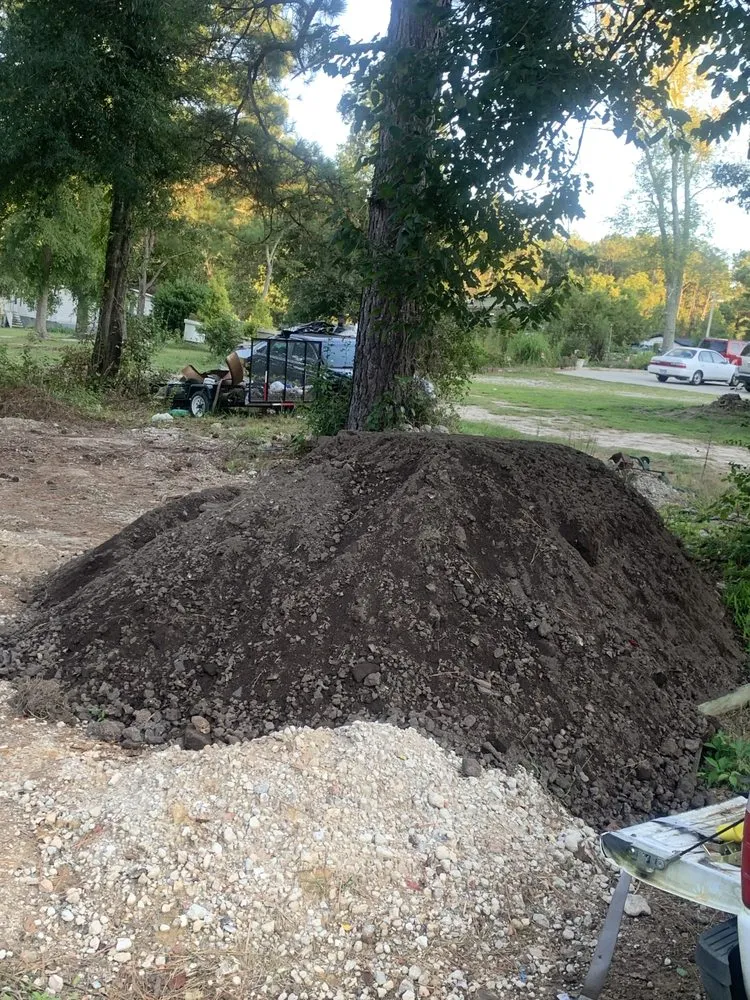 Custom yard cleanup service for beautiful yards across Wake Forest, NC - EM Horton Trucking