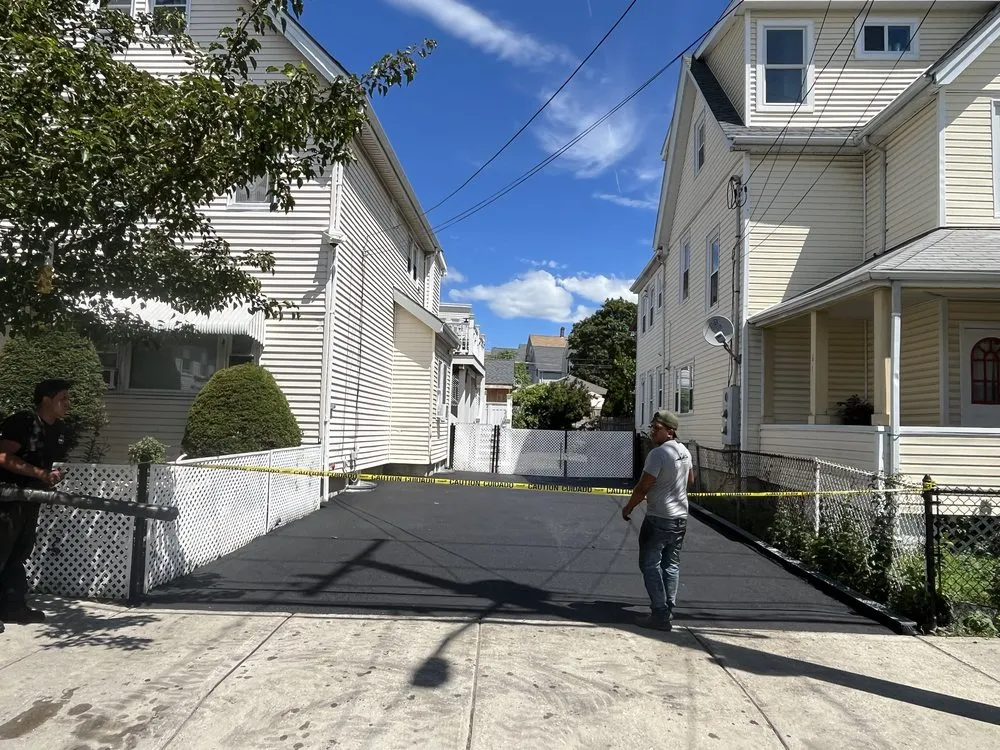 Top-rated lawn care service in Lynn, MA - E&M Landscaping & Construction