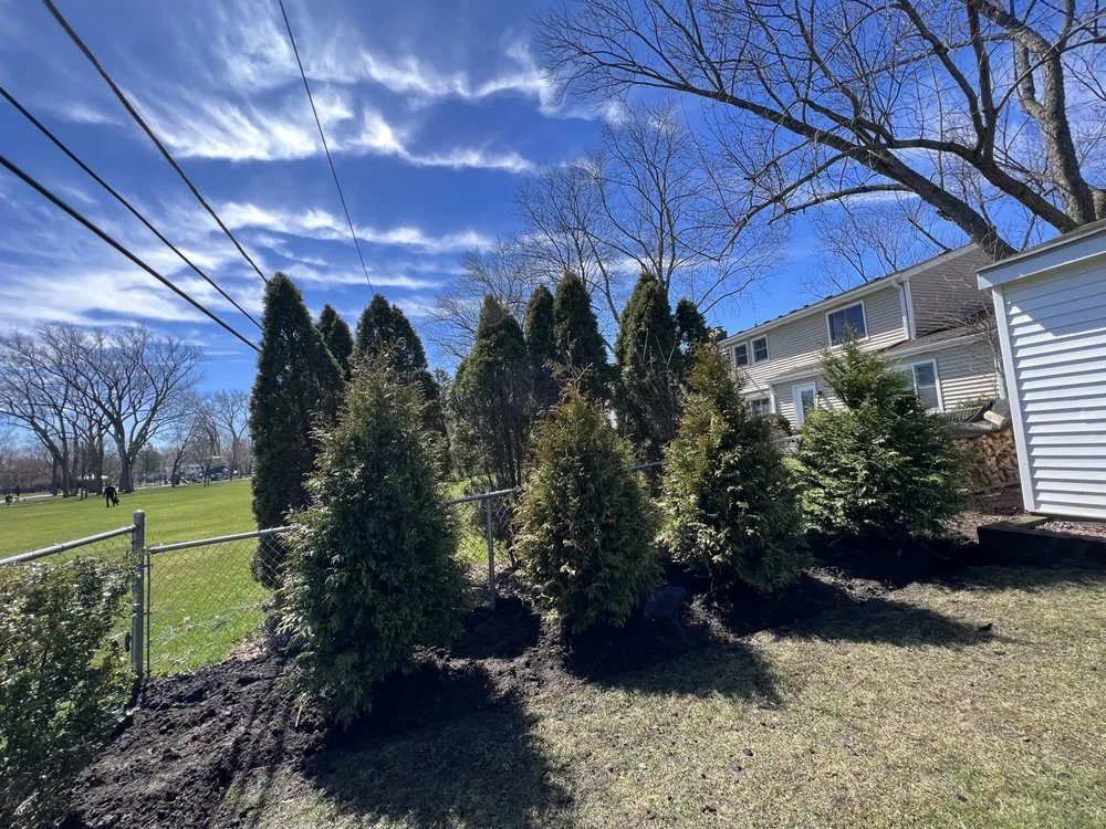 Trusted yard maintenance in Waukegan, IL by EM Landscaping