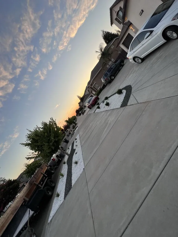 Expert yard maintenance for year-round maintenance across Ceres, CA - EMA Landscaping