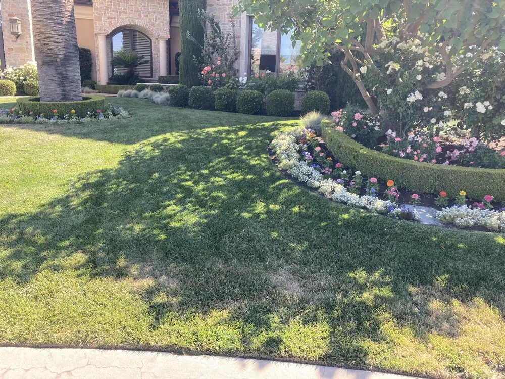 Custom lawn care service near you in Fresno, CA by EMaintenance and Landscape