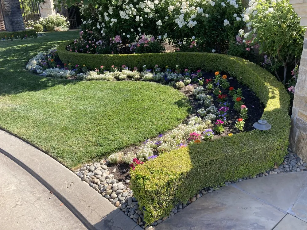 Professional landscaping services near you across Fresno, CA - EMaintenance and Landscape
