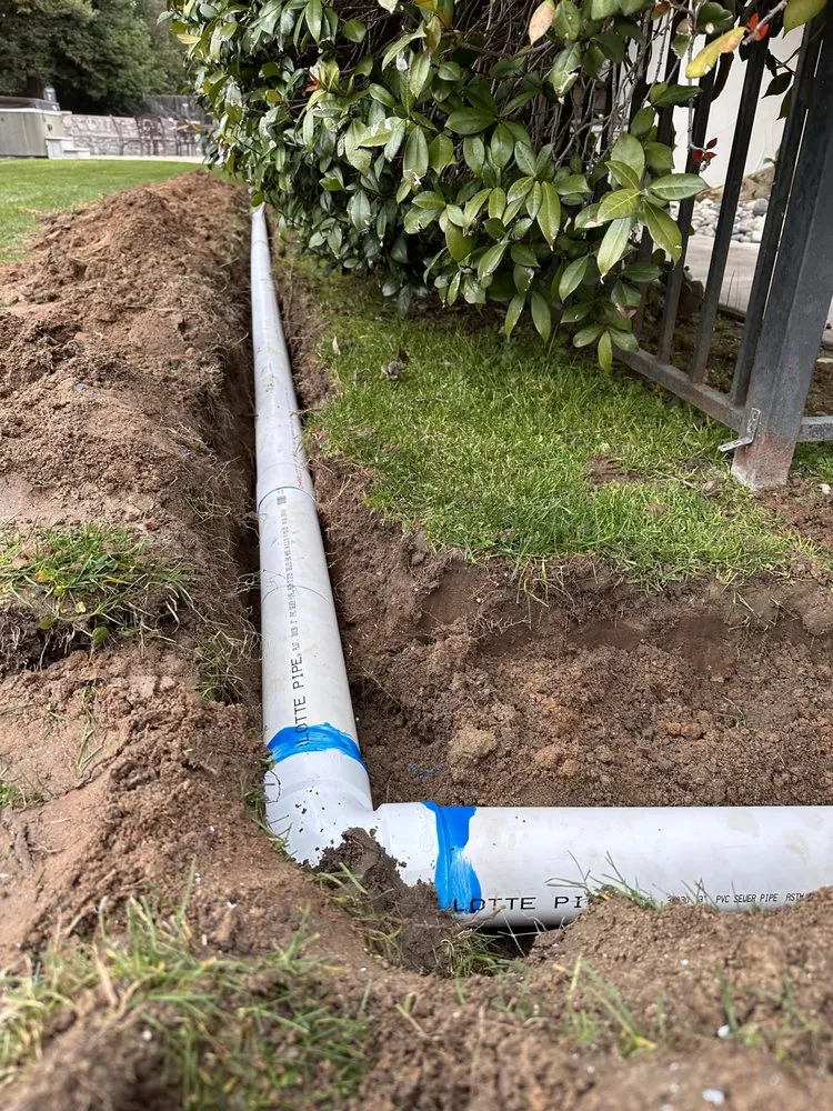 Affordable yard maintenance with custom design across Fresno, CA - EMaintenance and Landscape