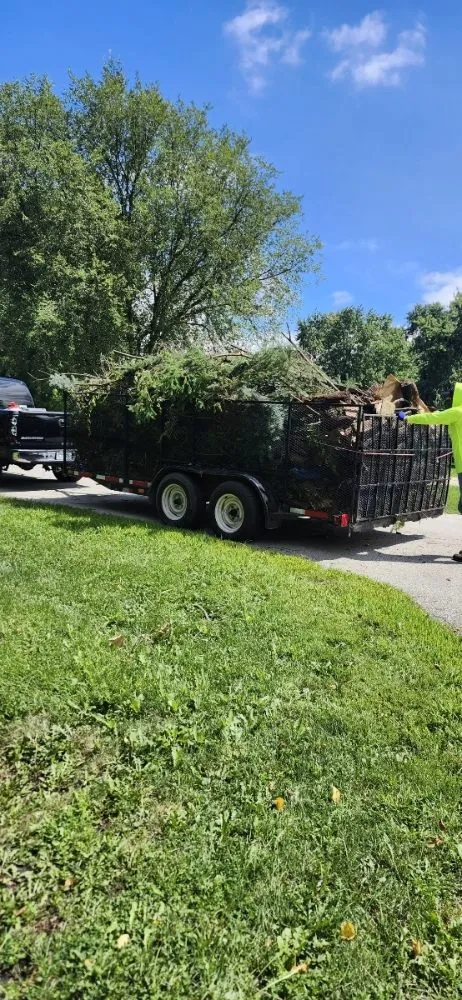 Reliable yard maintenance experts serving plainfield, IL - Eman Landscaping