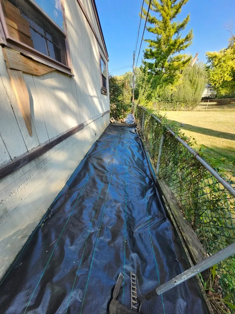 Reliable yard maintenance in plainfield, IL - Eman Landscaping