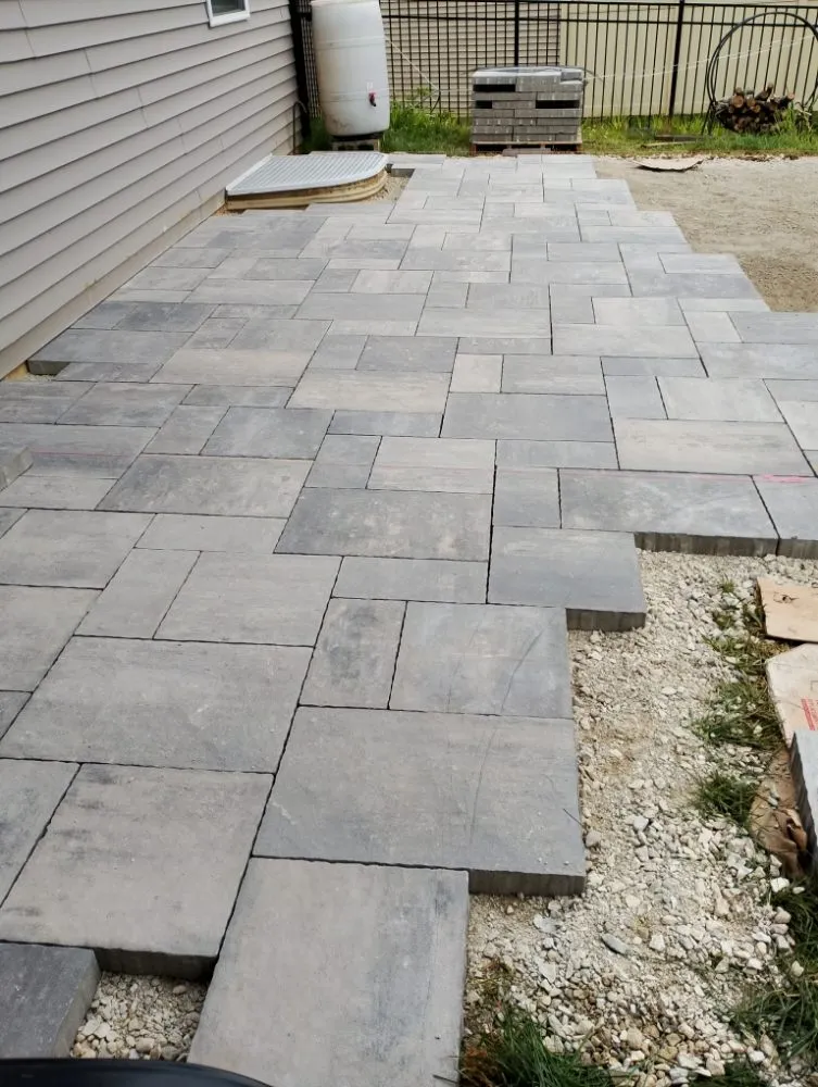 Reliable garden landscaping in Granite City, IL - Emanuel Landscape & Maintenance