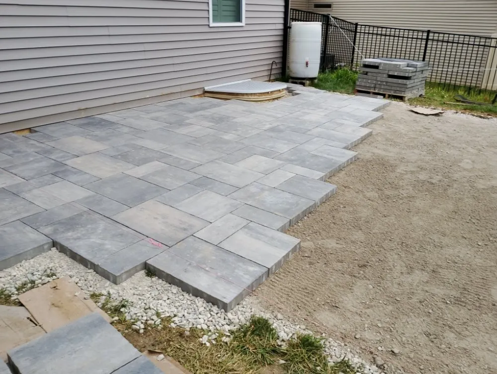 Top-rated landscape design in Granite City, IL by Emanuel Landscape & Maintenance