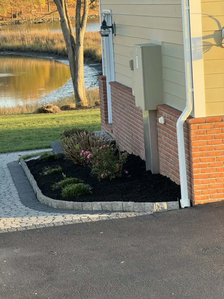 Custom outdoor landscaping in Marlow Heights, MD by Emanuel Landscaping