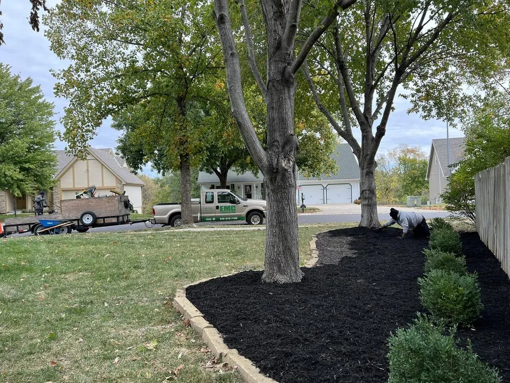 Local lawn care service in Kansas City, KS - EMC Landscaping