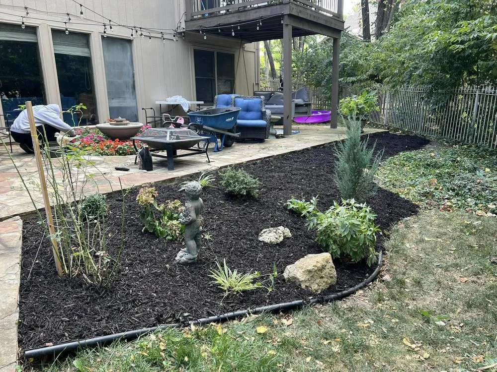 Expert lawn mowing service for homes across Kansas City, KS - EMC Landscaping