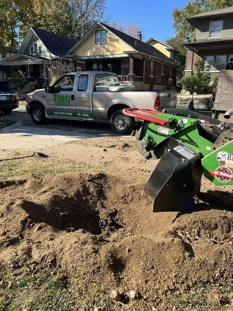 Trusted landscape installation for beautiful yards across Kansas City, KS - EMC Landscaping
