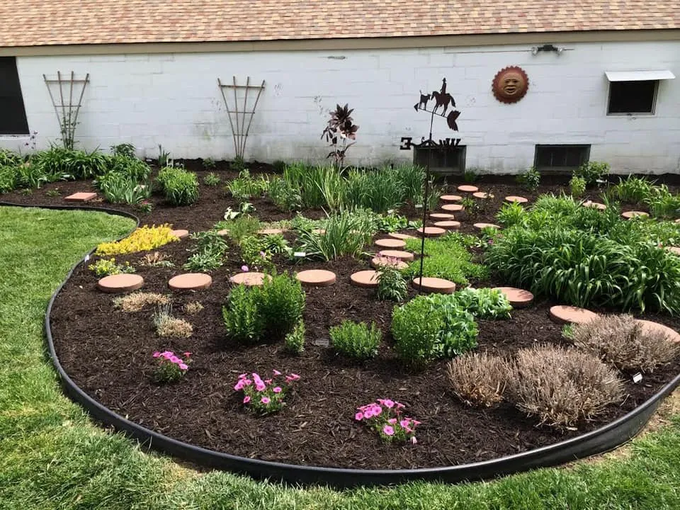 Custom landscaping services near you across Kansas City, KS - EMC Landscaping