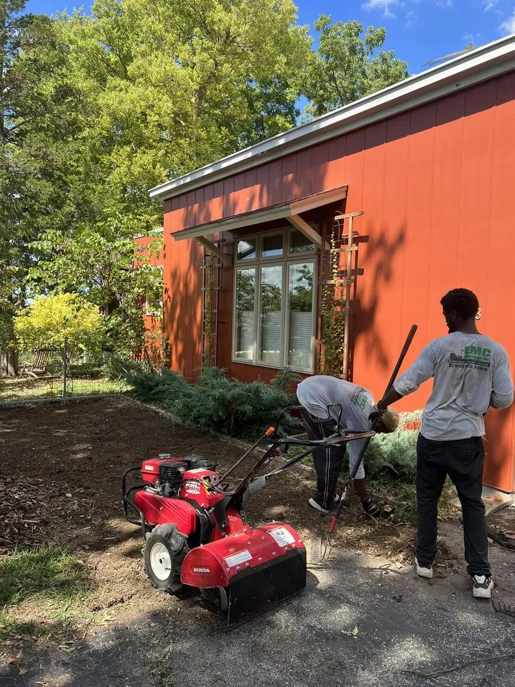 Trusted outdoor landscaping in Kansas City, KS - EMC Landscaping