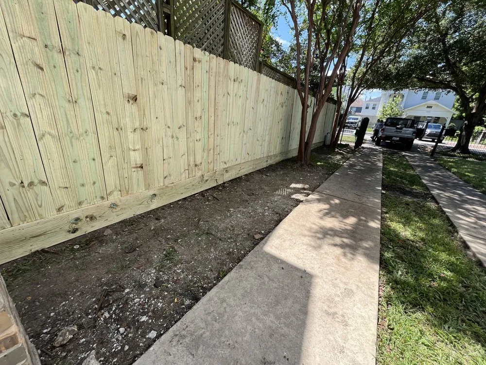 Reliable yard maintenance in Houston, TX - EMC Lawn Care