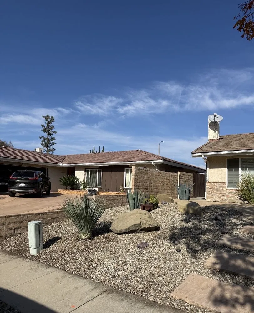 Custom garden landscaping for year-round maintenance across Moorpark, CA - EME Landscaping