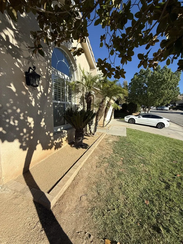 Affordable yard maintenance in Moorpark, CA - EME Landscaping