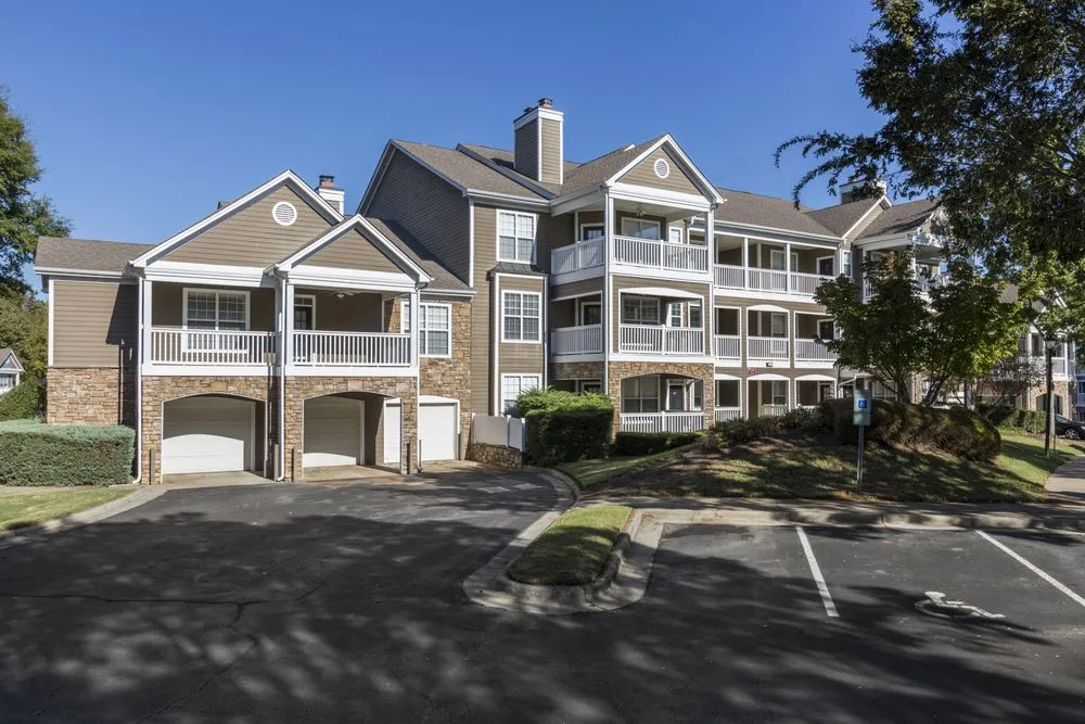 Professional garden landscaping in Monroe, NC - Emerald American