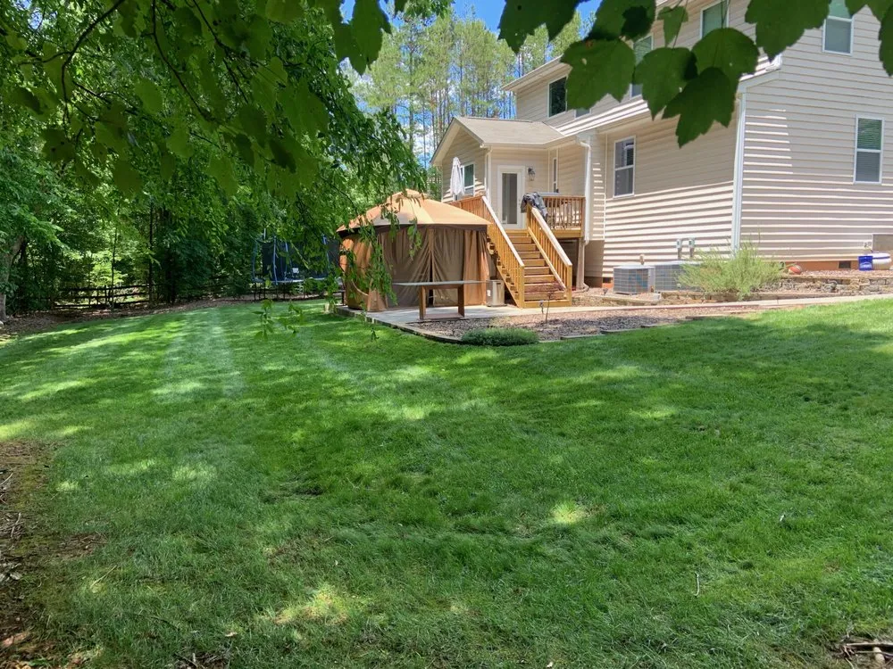 Expert lawn mowing service in Monroe, NC - Emerald American