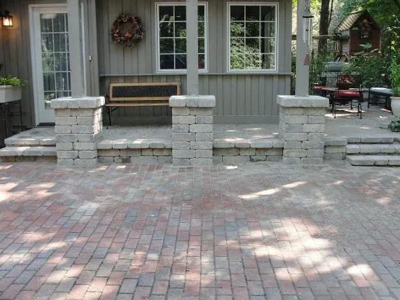 Trusted outdoor landscaping experts serving Mokena, IL - Emerald Bloom Landscaping