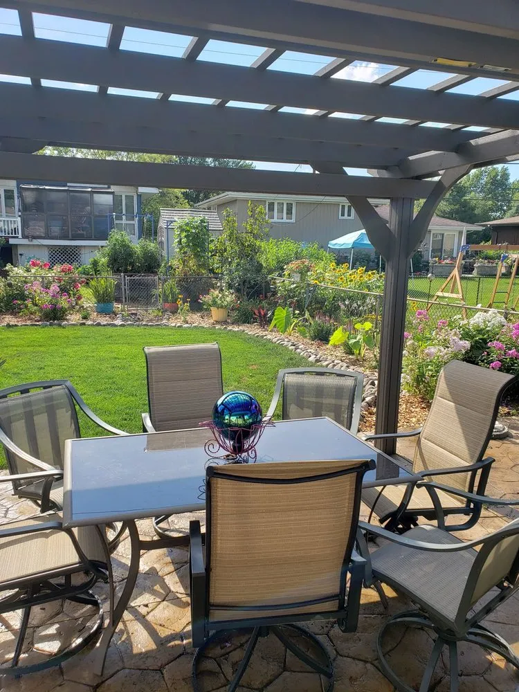 Top-rated landscaping services in Mokena, IL by Emerald Bloom Landscaping