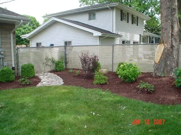 Reliable yard maintenance with custom design in Mokena, IL by Emerald Bloom Landscaping