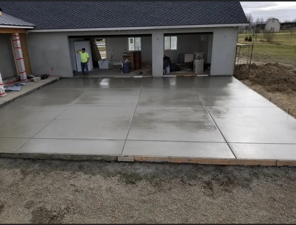 Affordable yard cleanup service for residential properties across Yelm, WA - Emerald City Builders