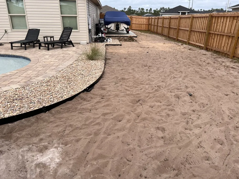 Affordable lawn care service experts serving Navarre, FL - Emerald Coast Super Scapers