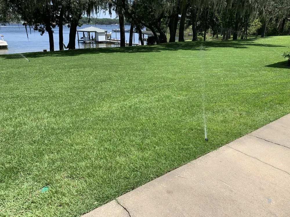 Professional garden landscaping experts serving Valparaiso, FL - Emerald Coast Tree & Lawn