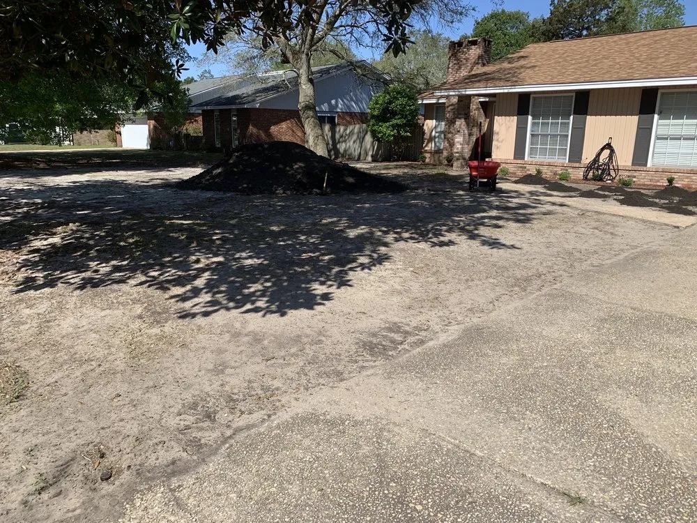 Trusted yard maintenance for homes across Valparaiso, FL - Emerald Coast Tree & Lawn