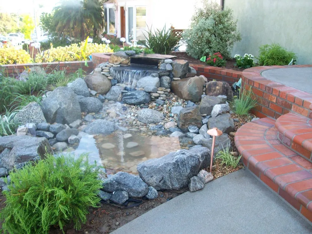 Top-rated lawn care service for beautiful yards across Long Beach, CA - Emerald Crest Landscaping