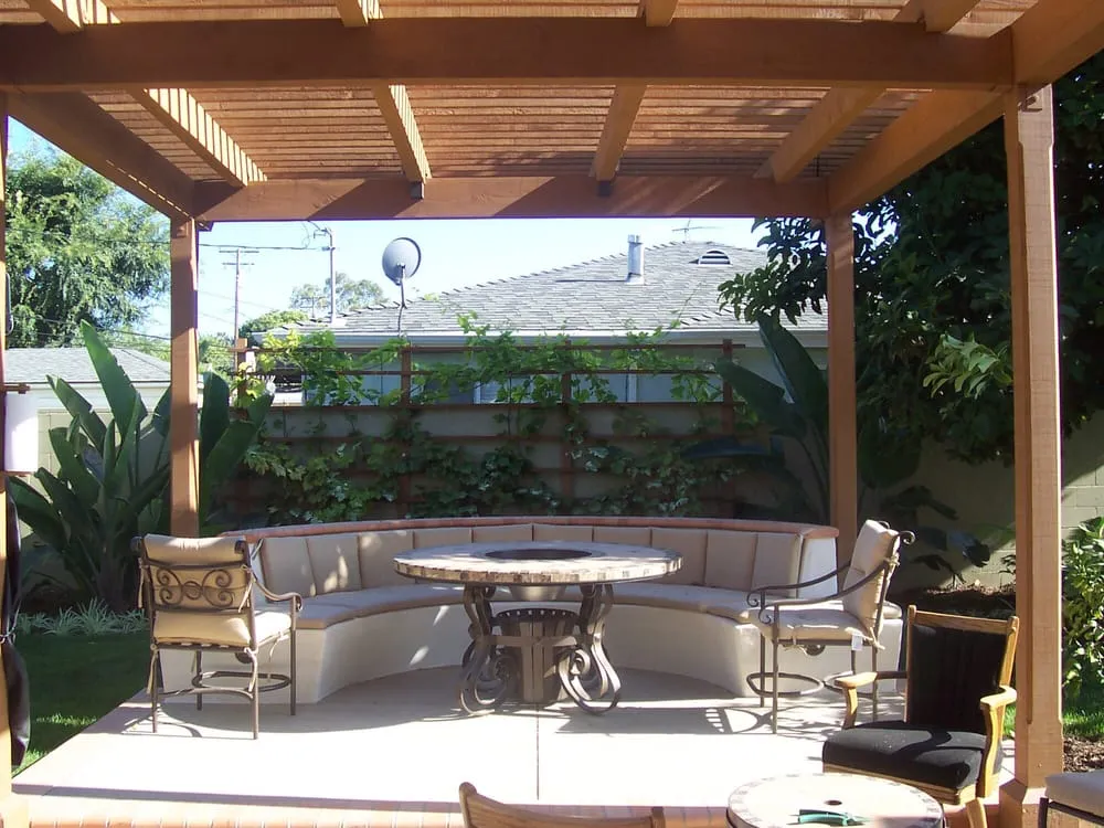 Expert yard maintenance for beautiful yards in Long Beach, CA by Emerald Crest Landscaping