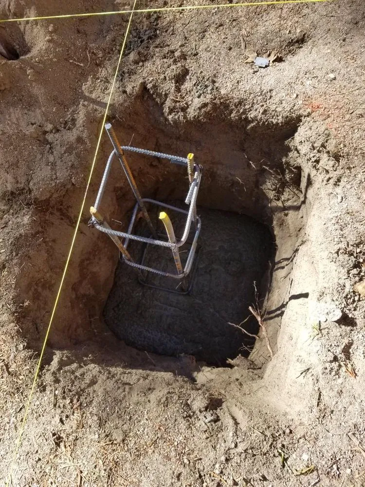 Expert lawn care service experts serving Long Beach, CA - Emerald Crest Landscaping