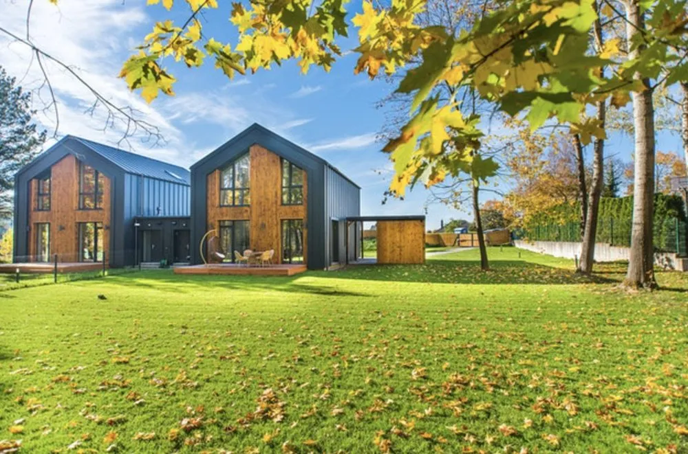 Local outdoor landscaping experts serving Cedar Hill, TX - Emerald Cut Lawn & Landscape