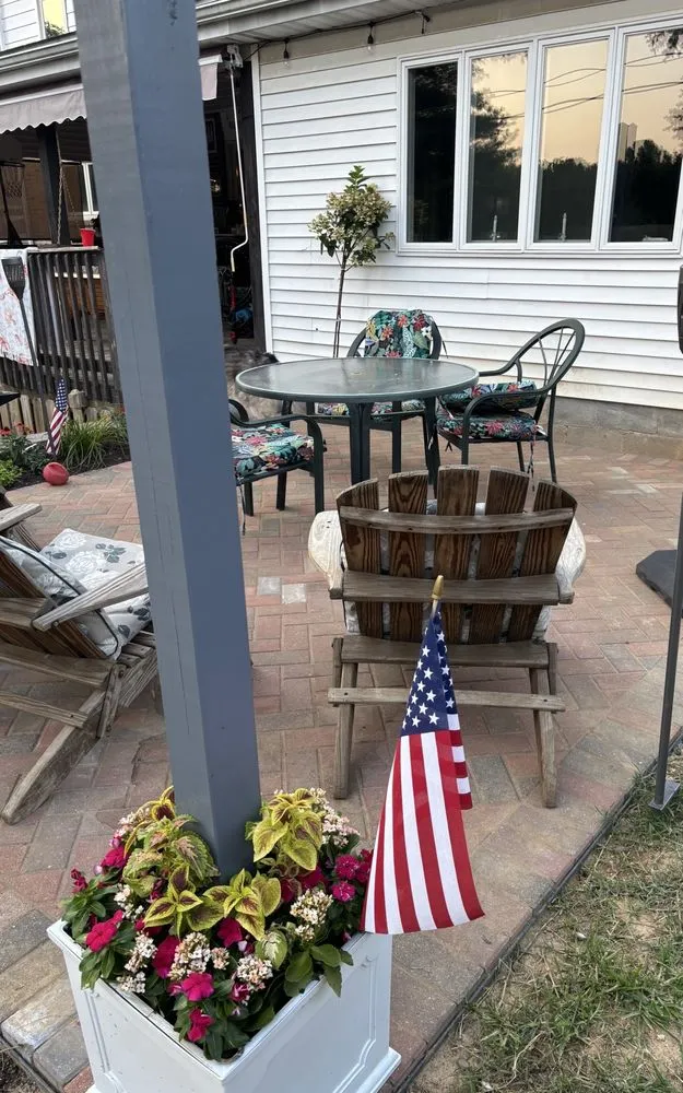 Top-rated garden landscaping for outdoor upgrades in Sinking Spring, PA by Emerald Earthworks