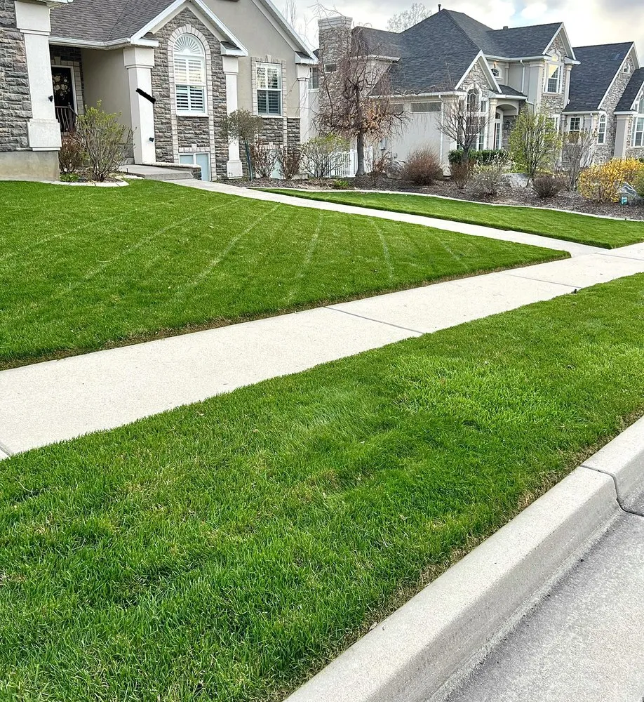 Local garden landscaping in Alpine, UT - Emerald Edge Lawn Care