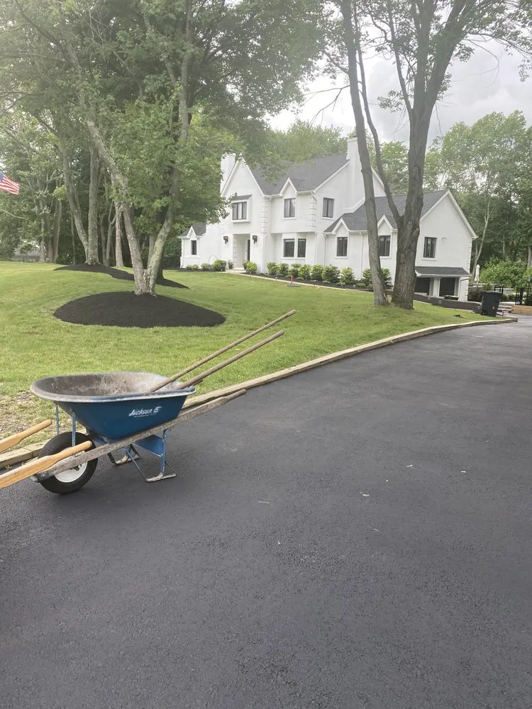 Affordable lawn care service in Perth Amboy, NJ by Emerald Forest Lawn & Lanscape