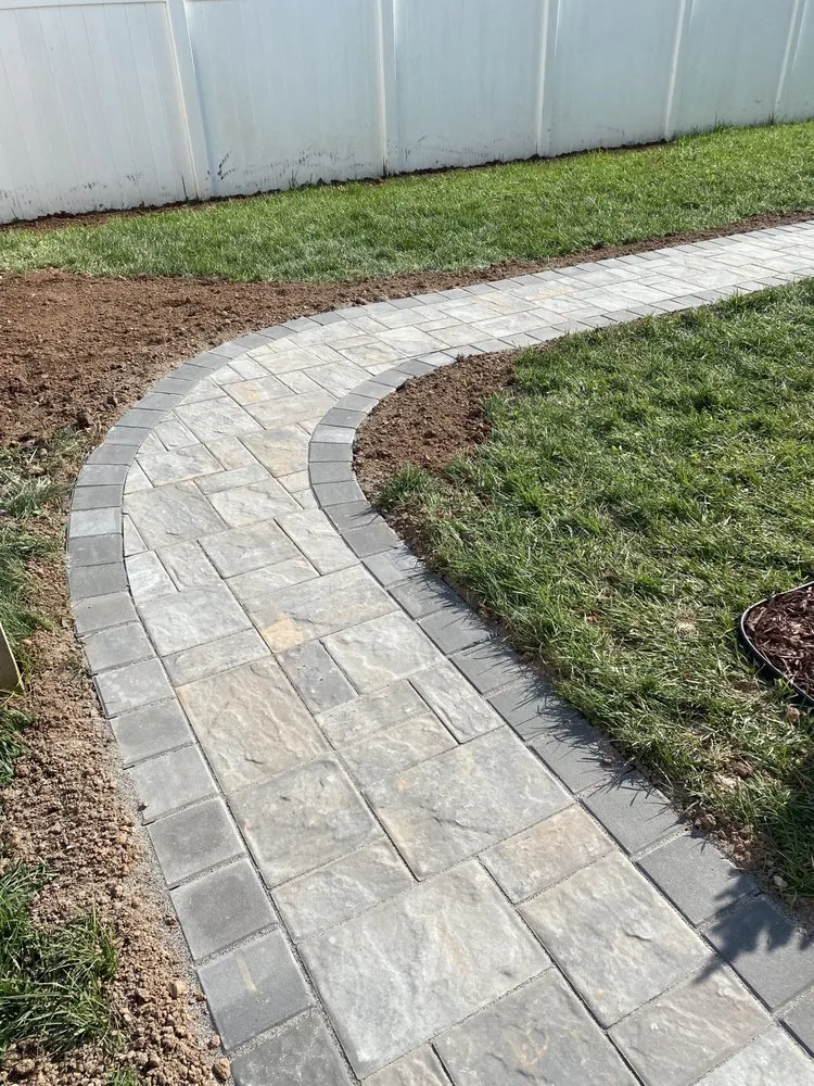 Expert yard cleanup service experts serving Perth Amboy, NJ - Emerald Forest Lawn & Lanscape