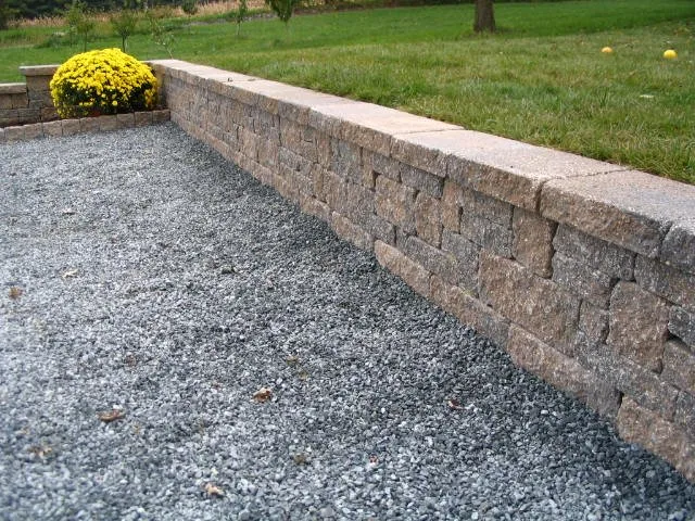 Professional yard maintenance in Gaithersburg, MD by Emerald Landscaping