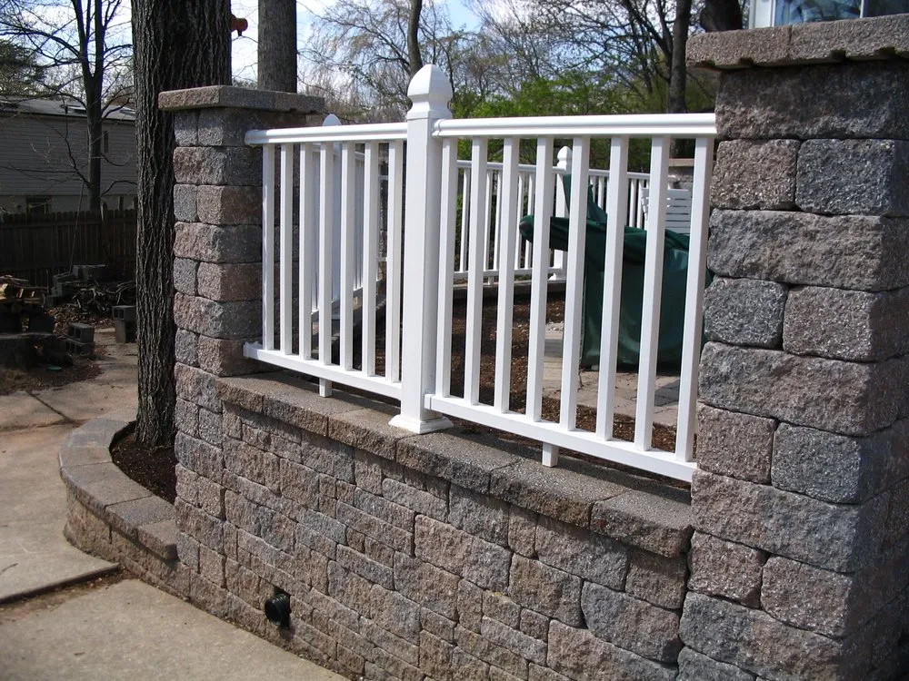 Professional landscaping services experts serving Gaithersburg, MD - Emerald Landscaping