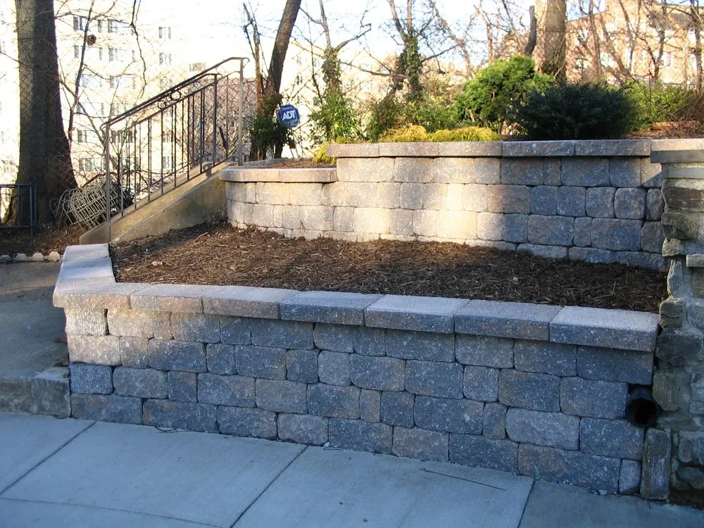 Professional yard cleanup service experts serving Gaithersburg, MD - Emerald Landscaping