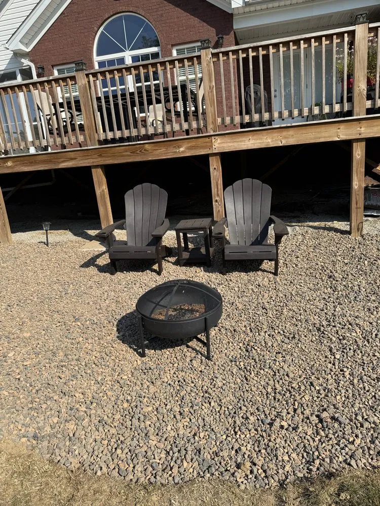 Reliable landscape installation experts serving Fox Chase, KY - Emerald Lawn & Landscape