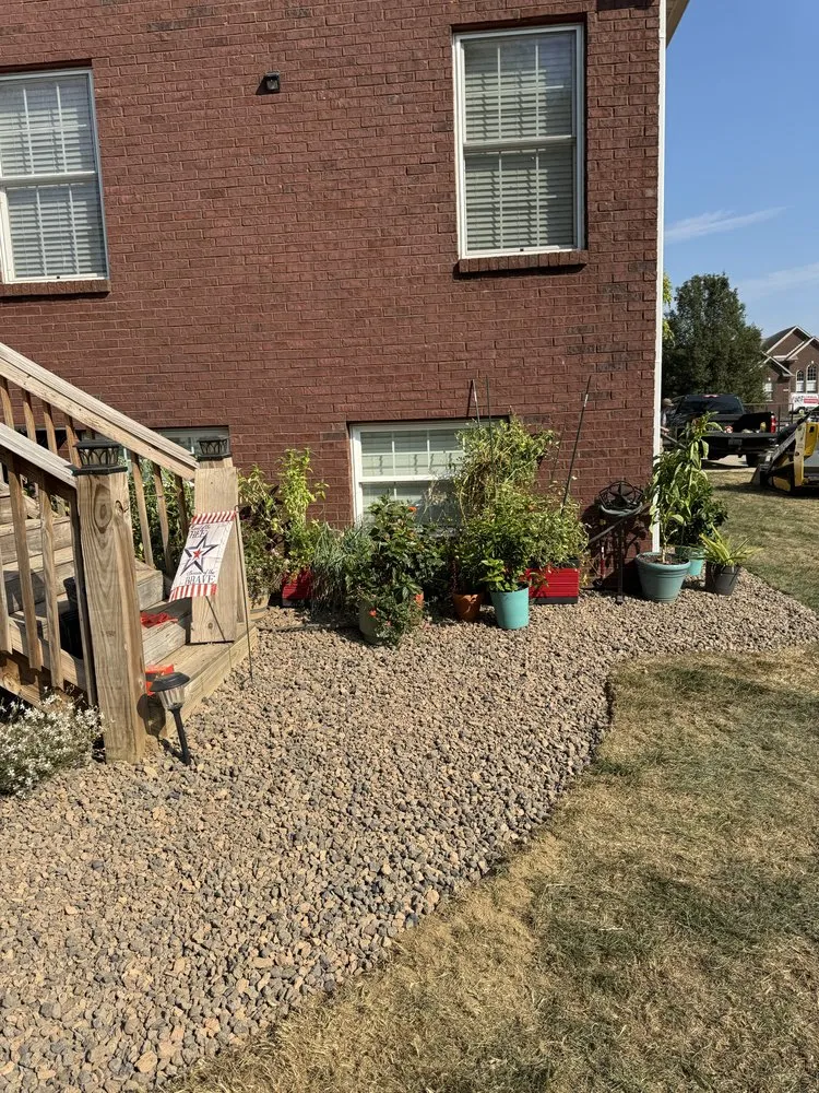 Reliable residential landscaping in Fox Chase, KY by Emerald Lawn & Landscape