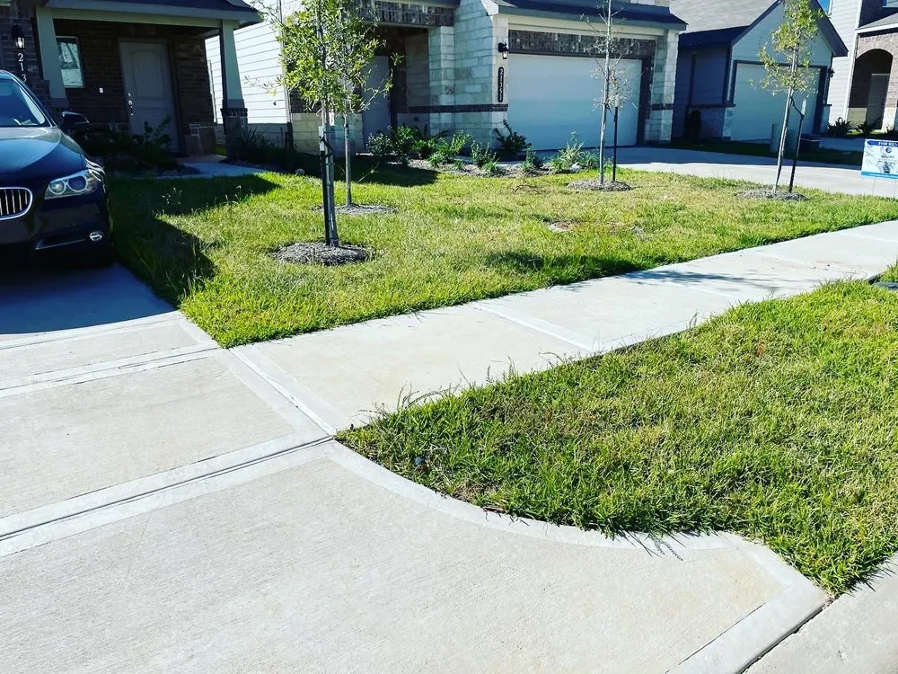 Reliable residential landscaping for year-round maintenance in Hockley, TX by Emerald Lawn Care