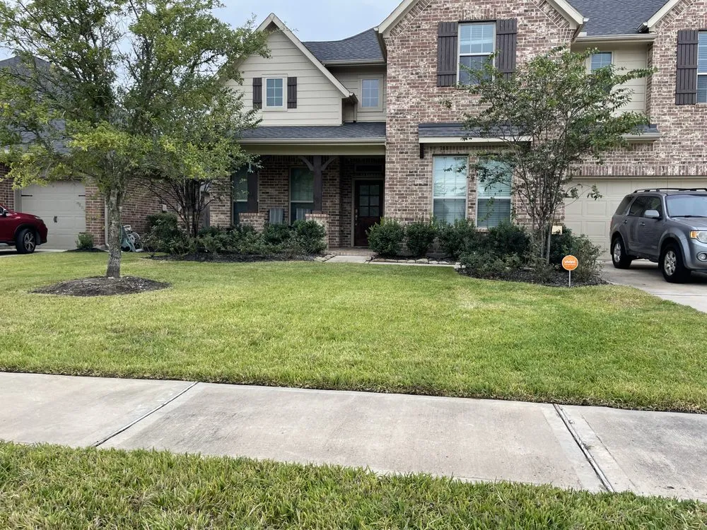 Professional lawn mowing service in Hockley, TX by Emerald Lawn Care