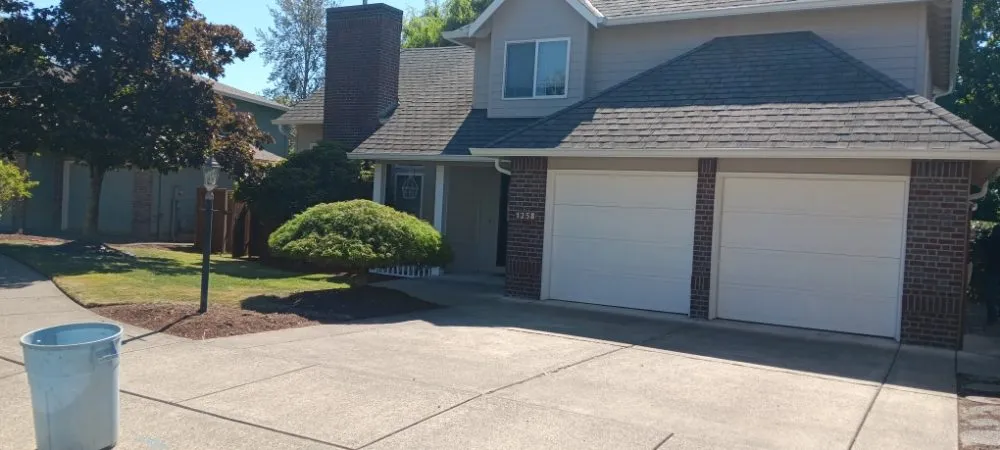 Professional residential landscaping for year-round maintenance in Beaverton, OR by Emerald Lawn Care Maintenance