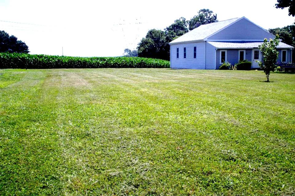 Custom lawn mowing service near you in Coatesville, PA by Emerald Lawn Care Services